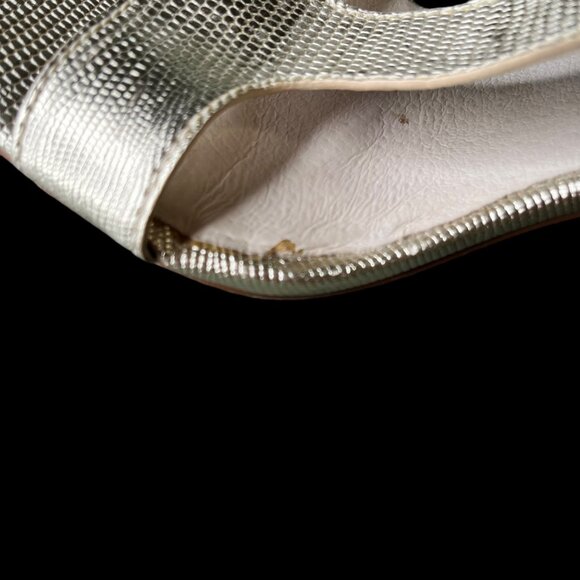 Michael Kors Gold Strappy Heels With Zipper Closure & Textured Finish size 7 - Picture 6 of 11